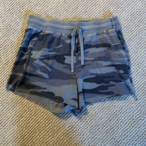 Splendid Gray Camo Women's Athletic Shorts